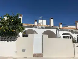 Charming 2-Bedroom Townhouse for Rent in Villacosta – Orihuela Costa - photo 4
