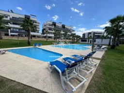 Modern Apartment in Los Altos 4