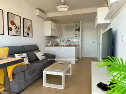 Charming renovated apartment with harbour views in Torrevieja 3