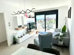 Stunning penthouse in a residential community with swimming pool 5